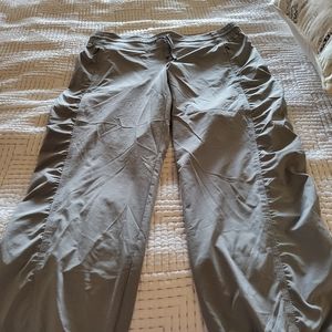 Athleta grey crop pants